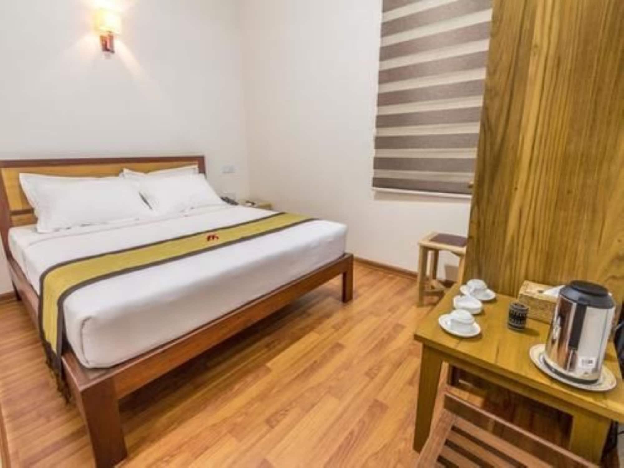 Hotel 7 Mile Yangon Bagian luar foto