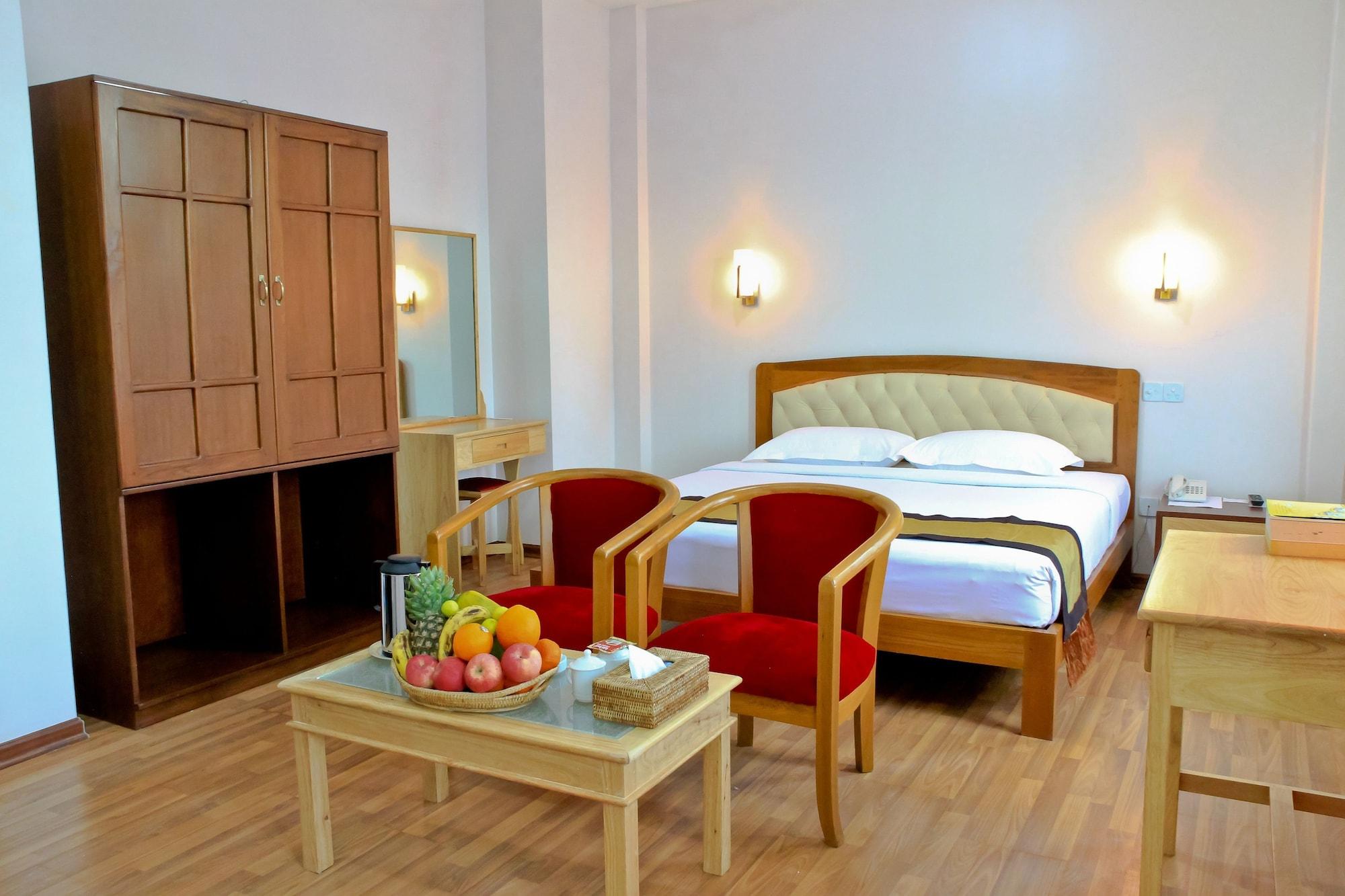 Hotel 7 Mile Yangon Bagian luar foto