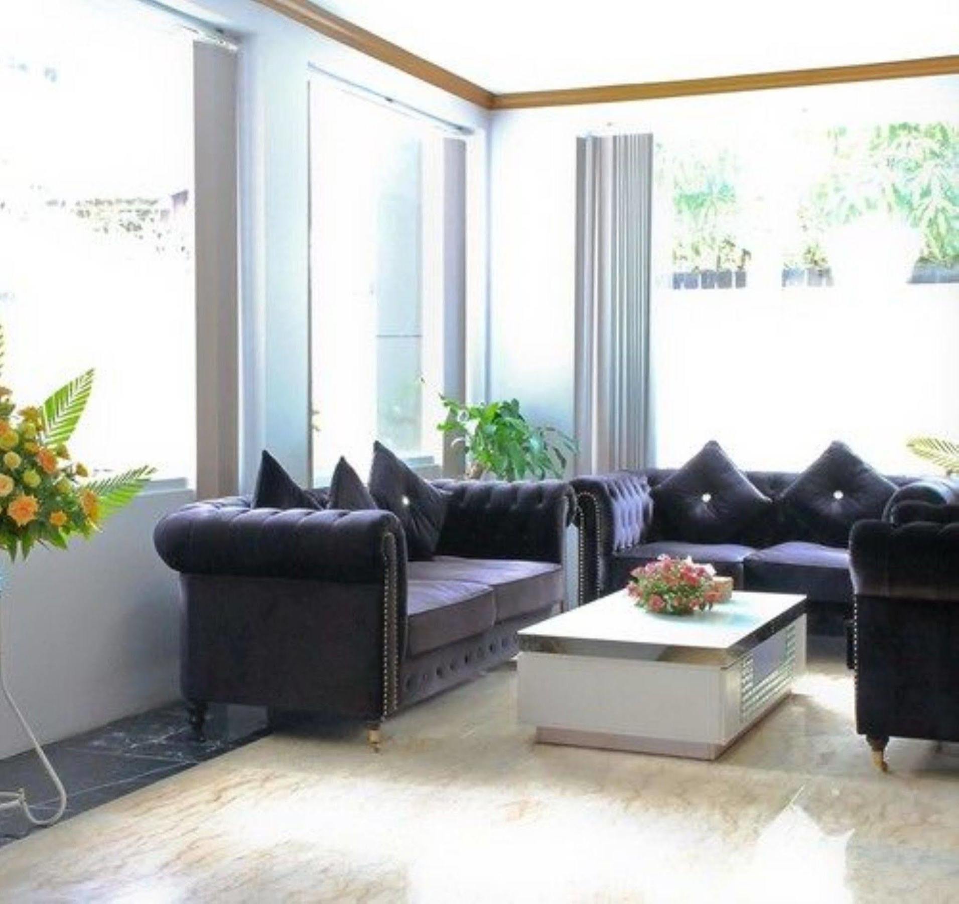 Hotel 7 Mile Yangon Bagian luar foto